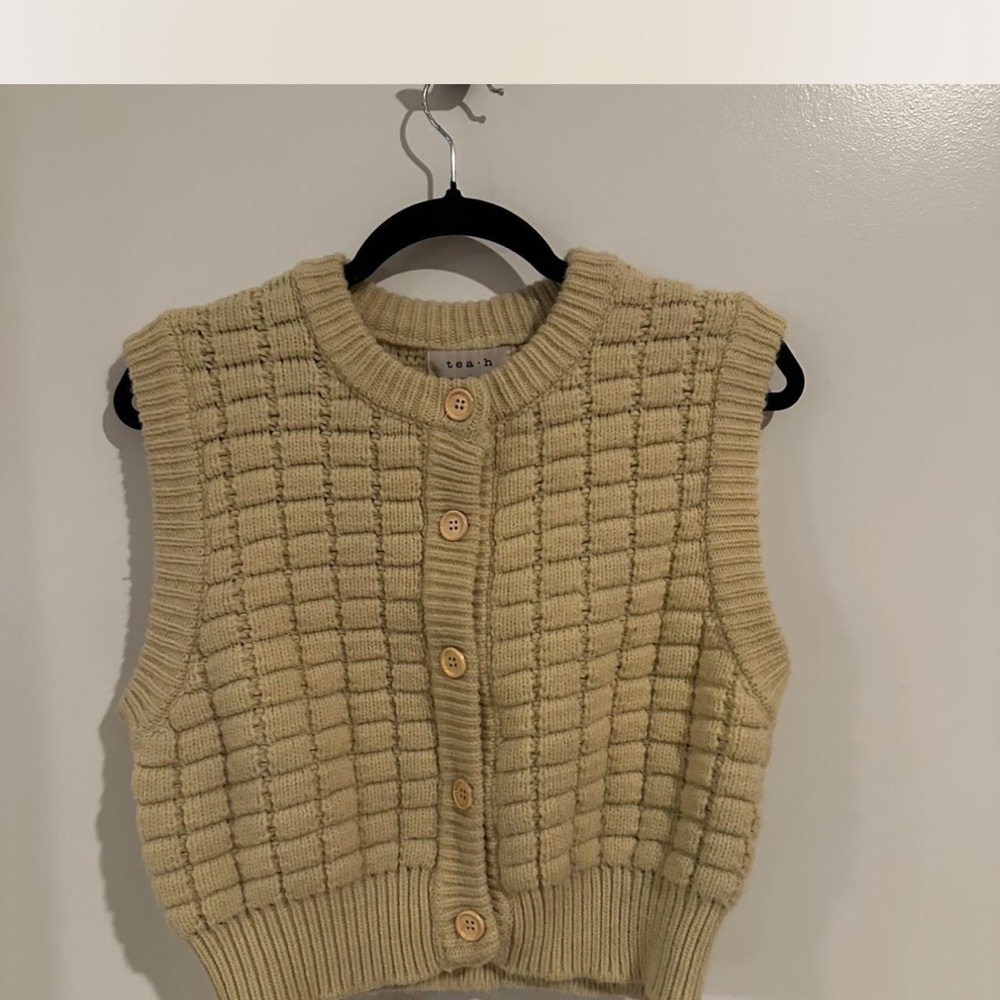 Cozy Beige Knit Button-Up Vest
